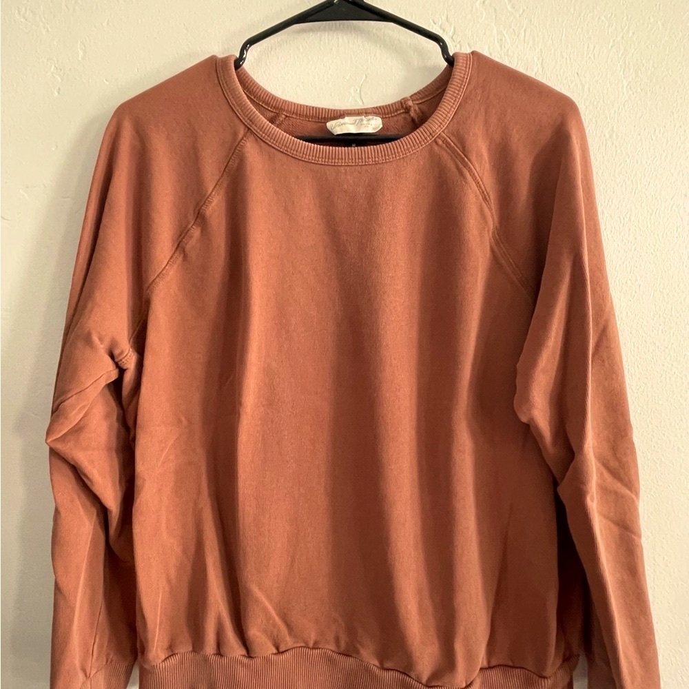 Universal Thread Terracotta Crew Neck Top